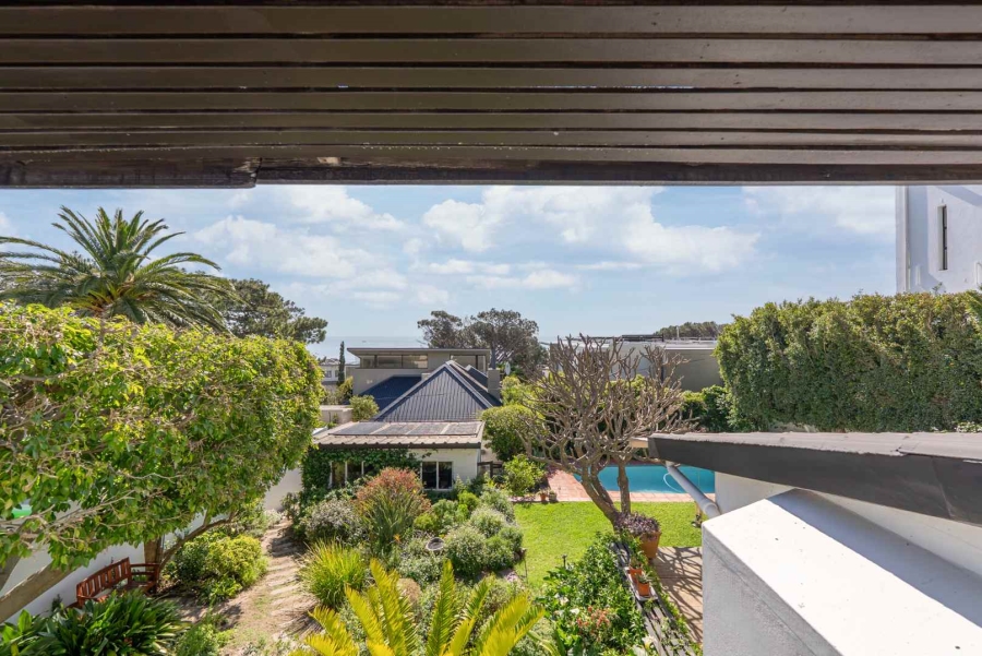 3 Bedroom Property for Sale in Camps Bay Western Cape